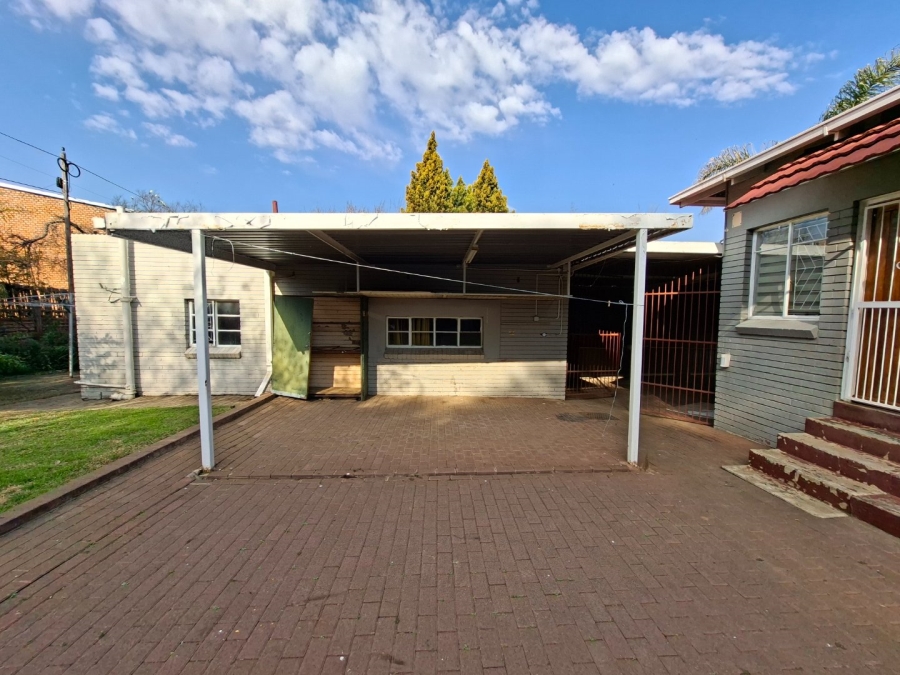 6 Bedroom Property for Sale in Dan Pienaar Free State
